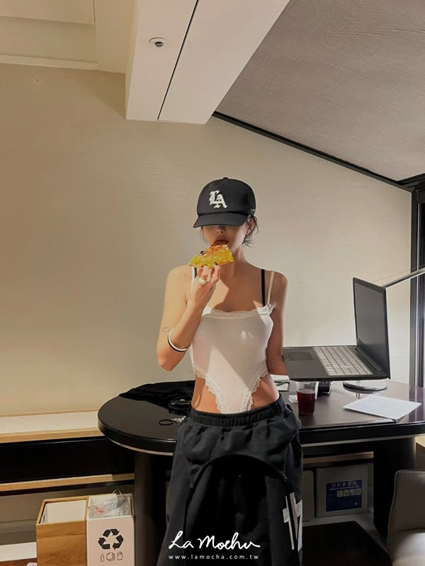 蕾絲細肩包屁背心